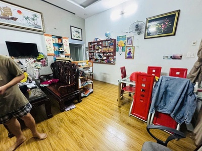 Bán nhà ngay chợ bùi dương lịch bình hưng hòa b bình tân 80m2 ,2 tầng  nhỉnh 4 tỷ 0