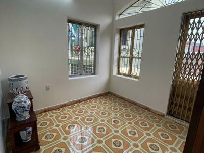 Cho thuê nhà riêng đường Hai Bà Trưng giá tốt 2