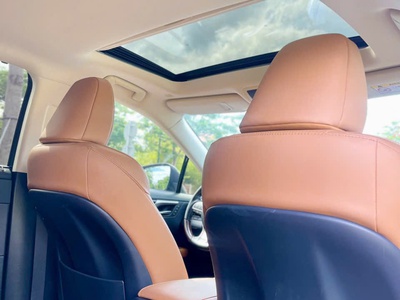 Hàng mới LEXUS RX300 sản xuất 2022 4