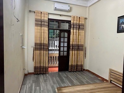Đồng Cổ 46m2 x mặt tiền 4.6M - Khu phân lô quân đội - Nhà 2 thoáng - Cách ô tô dừng đỗ 20M. 2