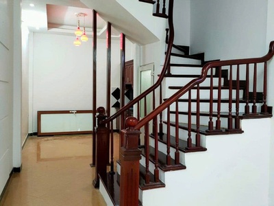 Bán nhà ngõ 180 Nguyễn Lương Bằng, 35m2 x 4 tầng, ô tô tránh, 10 tỷ 1