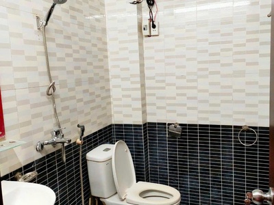 Bán nhà ngõ 180 Nguyễn Lương Bằng, 35m2 x 4 tầng, ô tô tránh, 10 tỷ 5
