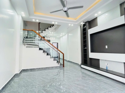 Cần bán nhà liền kề mới xây - hồ sen lê chân hải phòng 1