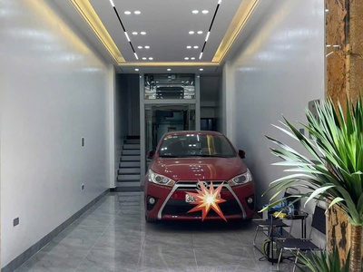 Nhà vip 6 tầng thang máy gara ô tô tại ngõ 560 nguyễn văn cừ, long biên 1