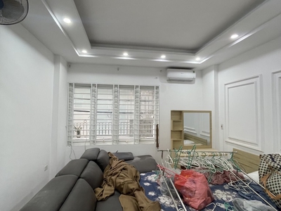 Bán nhà mặt ngõ kinh doanh   trương định, 33m  x 5 tầng   ô tô đỗ cửa   giá 10.6 tỷ 2