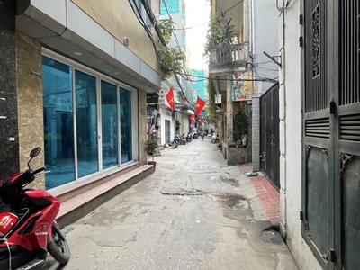 Bán nhà mặt ngõ kinh doanh   trương định, 33m  x 5 tầng   ô tô đỗ cửa   giá 10.6 tỷ 0