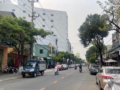 Nhà kiệt ô tô sát mt nguyễn tri phương, 125m2, c4, gác lửng, 5.5 tỷ 2