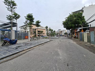 Phố ngọc thụy 47 tỷ 150m nhà c4,ngõ ô tô tránh,kinh doanh cho thuê,long biên 3