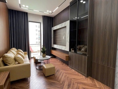 Nhà vip 6 tầng thang máy gara ô tô tại ngõ 560 nguyễn văn cừ, long biên 3