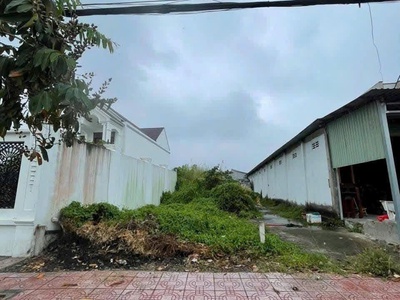 Chính Chủ Cần Bán Đất MTĐ QL 1A, P. 4,TP. Tân An, 150m2, SHR, 2TỶ300 1