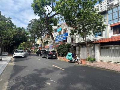 Bán biệt thự mặt phố bùi xuân phái, hàm nghi - 200m  - mt 10m - vỉa hè rộng - giá 69 tỷ 4