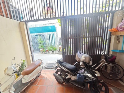 Bán gấp bình chiểu   nhà đẹp hẻm 6m   2 tầng -52m    giá chỉ 3.69 tỷ   sổ riêng   gần chợ đầu mối 4