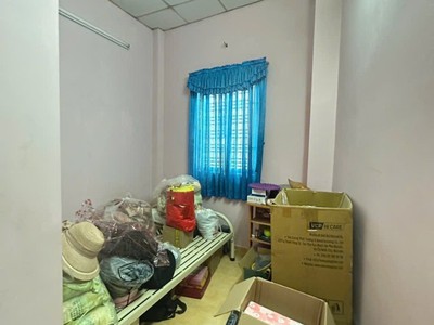 Bán nhà 2 tầng giá chỉ 3.78  tỷ ngay trung tâm quận 8   hẻm thông, sổ riêng, vào ở ngay 1