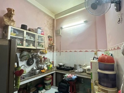 Bán nhà 2 tầng giá chỉ 3.78  tỷ ngay trung tâm quận 8   hẻm thông, sổ riêng, vào ở ngay 2