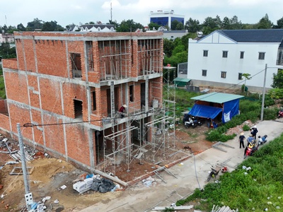 ĐẤT ĐẸP 4x30 , Sổ riêng,Khu Đông Dân Cư 3