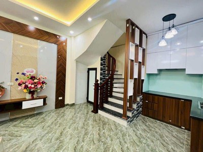 Nhà đẹp hoàng mai - 5 tầng - xây mới - gần ô tô - 36m nhỉnh 6 tỷ 0