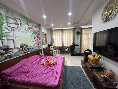 Bán nhà khu bt lam sơn - 52m2 - 5 tầng - ô tô tránh - 5pn - chủ để lại nội thất - ngang 5m bề thế 1