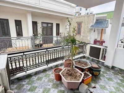 Cho thuê nhà phố Văn Cao, 55m2, 4 p.ngủ full đồ. 5