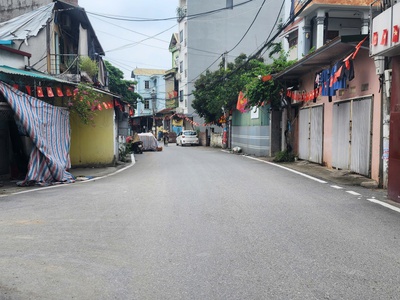 Nhà lô góc mặt phố ở di trạch, 9,8 tỷ, 38m2, kinh doanh tốt, đường 3 ô tô tránh, 3