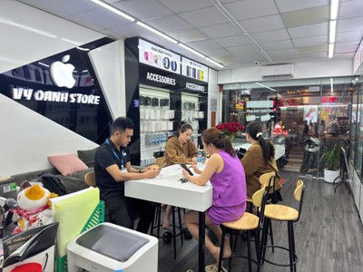 Bình tân   sang mặt bằng tiệm điện thoại , mới đẹp , mặt tiền đường lớn khu tên lửa, tel : 3