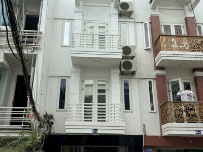 Bán nhà 4 tầng full nội thất tại trung tâm văn cao   gara ô tô, kinh doanh tốt, thu nhập ổn định 0