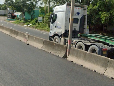 Bán đất mặt tiền 18x64m giá 12,3 tỷ đường quốc lộ 22 2