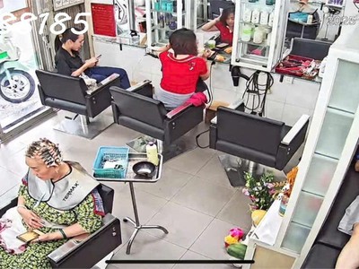 Tân bình cần sang nhượng gấp tiệm tóc và nail 3