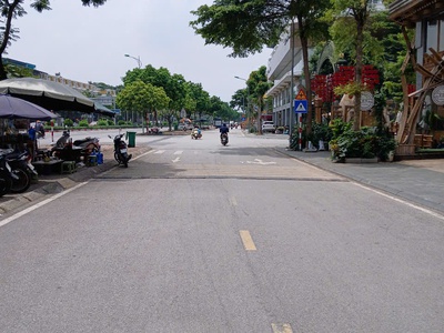 Siêu hót dương nội - 90m - ô tô ngủ trong đất - đường thông tứ ngả - giá chỉ có 9 tỷ 0