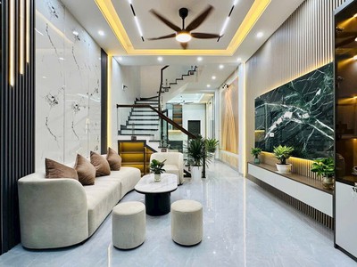 Bán nhà 3 tầng ngõ đường Ngô Quyền, ph Lê Thanh Nghị, TP HP, 51m2, 3 ngủ, 3vs, nhà đẹp 3