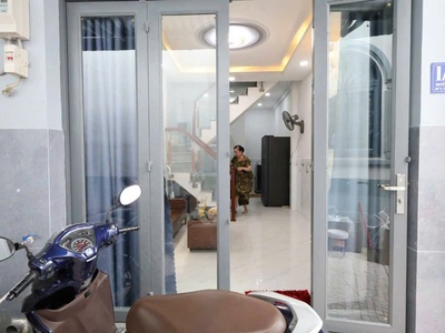 Nhà xinh xinh hiện đại 1 trệt 1 lầu nguyễn thị búp tân chánh hiệp q12 4