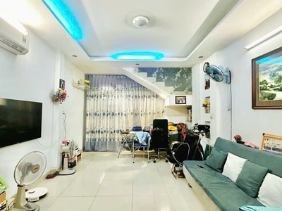 Giảm chỉ còn hơn 6 tỷ - Nguyên Hồng P11 Bình Thạnh 2 tầng 64m2 1