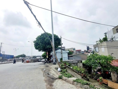 Bán nhà mặt phố Nguyễn Khoái, sổ đỏ 60m2, 7 tỷ 0