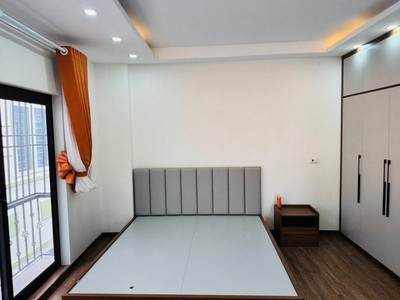 Bán nhà hồ tùng mậu - 5 tầng - mt 5m - mặt ngõ - 2 thoáng - hơn 8 tỷ 1