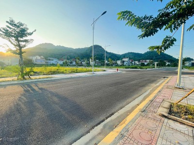 Chính chủ cần bán lô đất nền vị trí đẹp, không yêu cầu xây dựng. lô đẹp cho anh chị bắt đắt bđs hòa 2