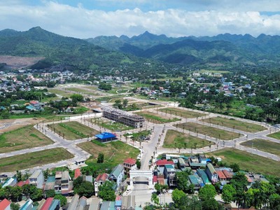 Chính chủ cần bán lô đất nền vị trí đẹp, không yêu cầu xây dựng. lô đẹp cho anh chị bắt đắt bđs hòa 4