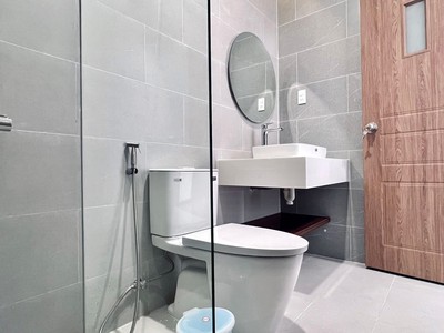 Bán gấp - chdv huỳnh văn bánh - 5 phòng - dt 25 tr /tháng- hẻm thông - a4- 6.8 tỷ 2
