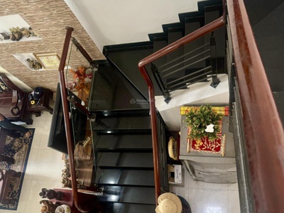 Bán đất tt phú hữu, 100m2, nở hậu, ô tô thông, nhỉnh 4 tỷ 2