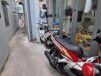 Quận 7 - hẻm trần xuân soạn, ngang 4m, 2pn,2wc, cạnh ca phường vô cùng an ninh, nhỉnh 3 tỷ, tiện 0