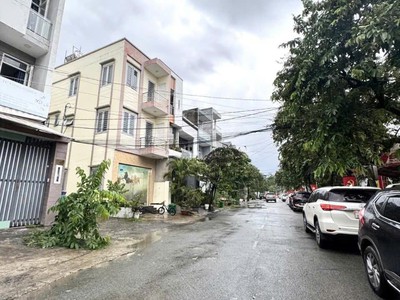Bán nhà mt đường nguyễn thanh tuyền, p2, tân bình  4x17  11 tỷ 4
