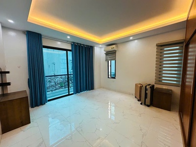 Ngay và luôn   bán gấp luôn nhà ngõ 521 trương định, q.hoàng mai. ô tô vào nhà - 48m   6t- lô góc 4