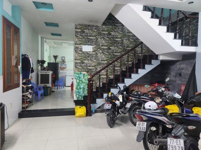 Bán nhà 88m , 6pn, 6wc, linh xuân, thủ đức, 4.9 tỷ, sổ hồng 1