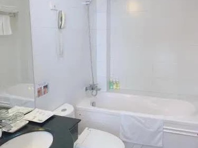 Bán siêu phẩm mặt phố kinh doanh, lô góc, giá 145 tỷ  có tl 4