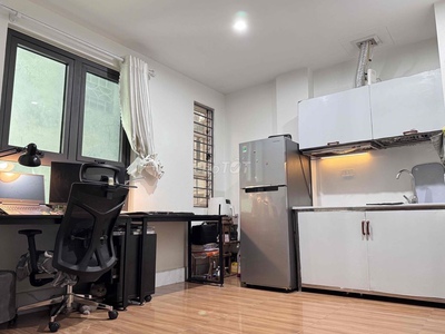 Cho thuê ccmn Lê Văn Lương, Hoàng Ngân, điện tích 30,35m2 0