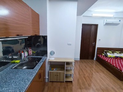 Cho thuê ccmn Lê Văn Lương, Hoàng Ngân, điện tích 30,35m2 8