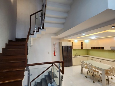Cho thuê biệt thự mini mặt tiền ngay trung tâm biển, phường nha trang 3