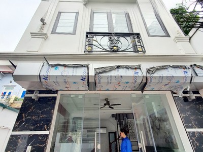 Nhà mới lô góc tại cổ nhuế, bắc từ liêm, 7.2 tỷ 1
