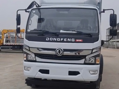 Bán xe tải DongFeng thùng bạt 7m1 động cơ Weichai mới 2025 3