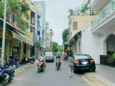 Bán nhà góc 2 mặt tiền huỳnh khương ninh   phan ngữ   p. đa kao, q.1 2
