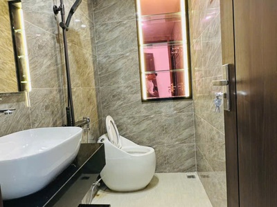 Mặt đường Phủ Thượng Đoạn - 80m2 - 4 tầng cực đẹp - thang máy - chỉ việc về ở - giá 8,x tỷ 8