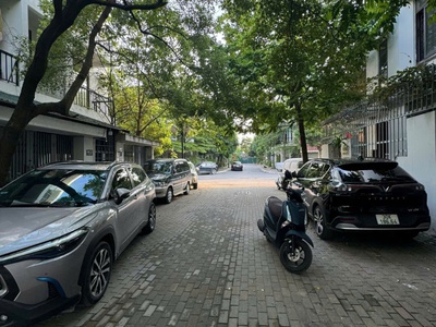 Bán nhà phân lô kdt ao sào- hoàng mai, 73 m2, 5 tầng, mặt tiền 5 m, giá 19,5 tỷ. 0